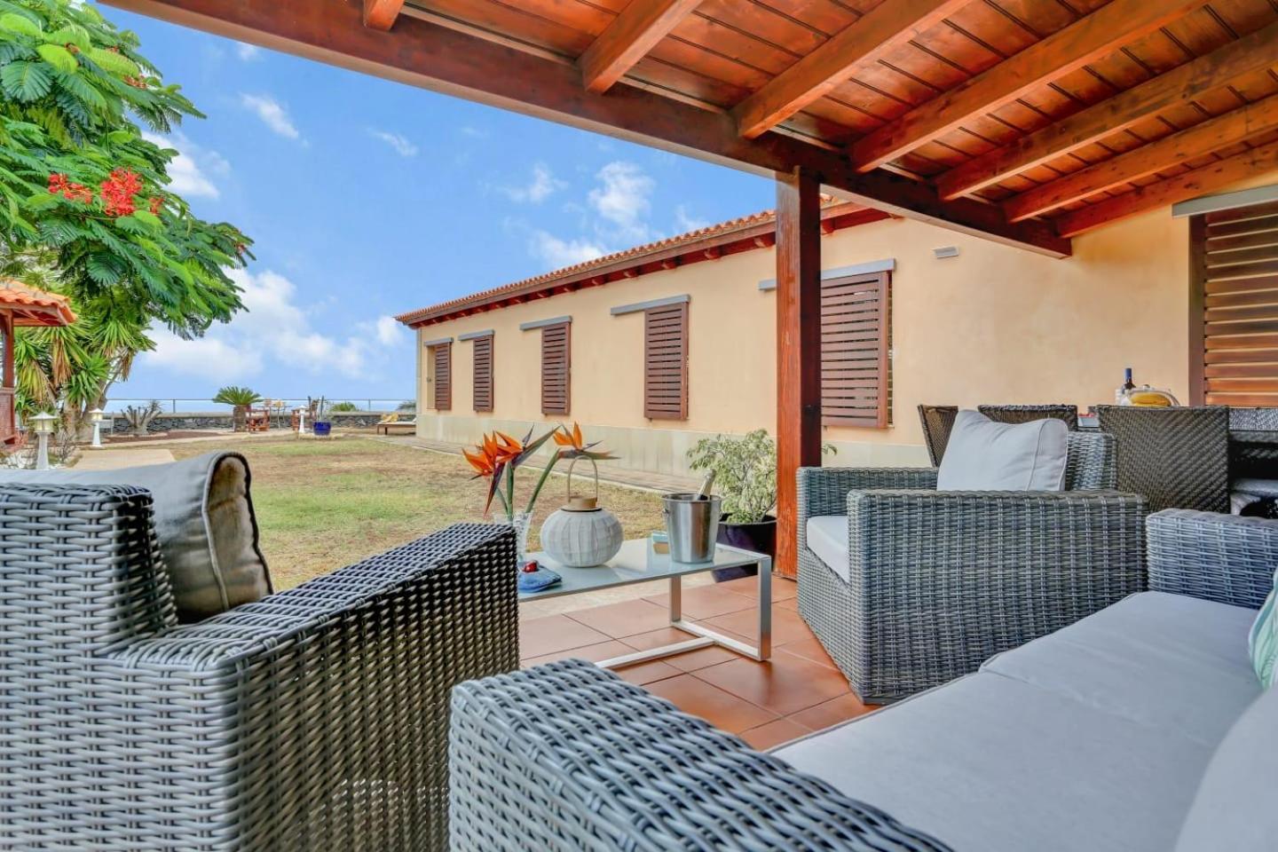 Villa Charly Puerto de la Madera Ngoại thất bức ảnh